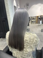 リーオオサカ(Lee Osaka) グレーカラー×東芽生