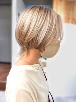 リノショアーズ 日本大通り店(RINOSHORES)&nbsp;20代30代40代ブリーチありなし艶感カラー透明感ナチュラルカラー