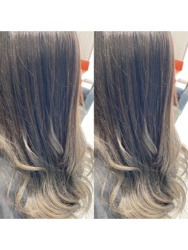 アイスリー(I×3) ロング×寒色系グラデ