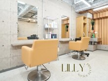 リリィ 千葉(LiLLY)