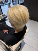 ブロンドヘアー