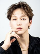 オーシャントーキョーオーバー 渋谷(OCEAN TOKYO OVER)&nbsp;メンズショートフェザーパーマセンターパートニュアンスパーマ