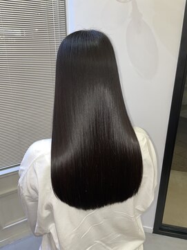 ヘアーアイスカルテット(HAIR ICI QUARTET) 髪質改善艶髪ロング×韓国レイヤーで小顔美人冬カラー