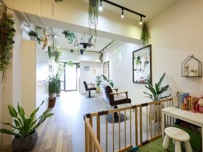 リョク ヘア ネイルアンドアイラッシュ(RYOKU Hair,Nail&Eyelash)の写真