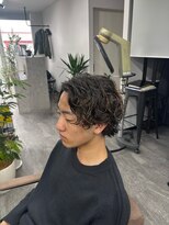 リイ(Lii)&nbsp;メンズ　ショート　センターパート　ウルフ　スパイラル