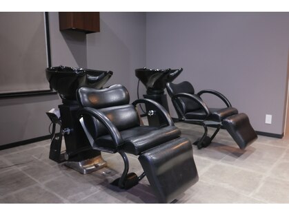 フローレス バイ ヘッドライト 川崎店(hair flores by HEADLIGHT)の写真
