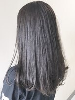 ビートヘアー 彦根イオンタウン店(BEET HAIR)&nbsp;プラチナアッシュグレー【BEET イオンタウン彦根店】