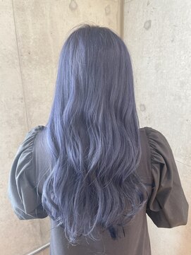 リビンバイアフロート(Livin by afloat) ネイビーブルー　くすみブルー　韓国風カラー　おおたかの森