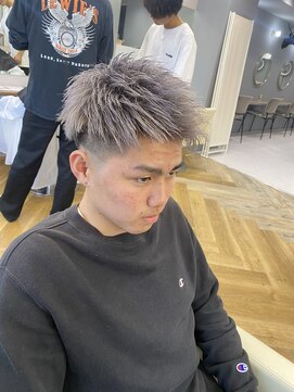 アレス バイ シカ 神戸三宮元町店(ALLES by Cica) 神戸三宮ハイトーンショート