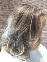 グロウ 大井町(grow)&nbsp;《grow 大井町》ブロンドベージュ×3Dカラー