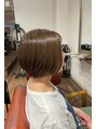 ヘアメイク アンフィ(amphi) ショートボブ《マットブラウン》毛量が多い方でも軽い印象に