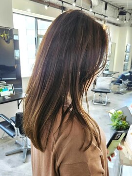 エイス 梅田 中津(Ace) レイヤーカット オリーブカラー