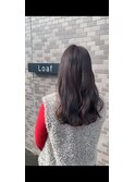 上品で大人っぽい王道巻き髪スタイル