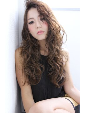 ロゼ 茨木(Rose) 【Rose】無造作ウェーブ×ロングヘア