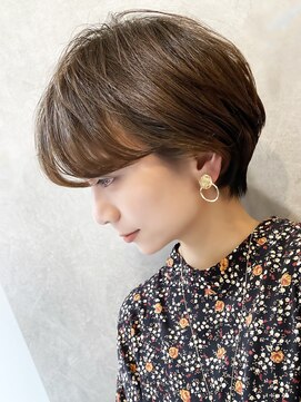 マグ ギンザ(mag ginza) 大人ショートボブ・低温デジタルパーマ・アッシュブラウン
