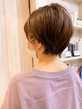 キャアリー(Caary) 福山市　美容室人気　Caary丸みショートボブ　イルミナカラー