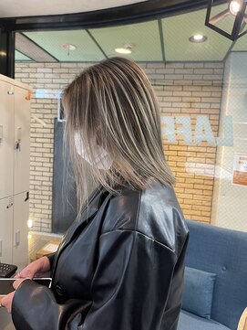 ラフ(LAFF) #黒髪#ボブルフ#ネビージュ#小顔#ワンレン