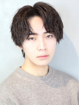 ザ サードヘアー 柏(THE 3rd HAIR) センターパート　ツーブロック