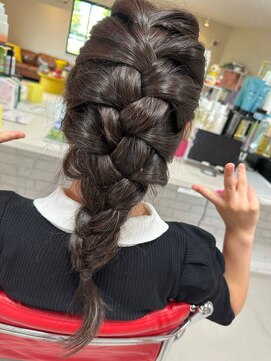 トリップ ヘアーアンドメイクアップ(TRiP hair&make up) アレンジスタイル