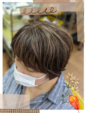 ひつじアール(R) ハイライトショートヘアー