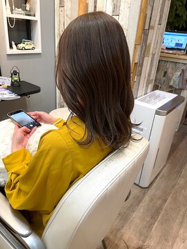 デイジー(Daisy) アッシュベージュカラー♪