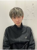 ナチュラルマッシュシースルーニュアンスセンターパート刈り上げ