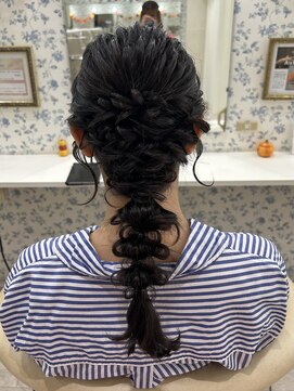 サクララ(Sakura la) ロングヘアアレンジ/編み下ろし/ふわふわヘア/ぽこぽこアレンジ