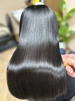 サロン ド シュウの写真/【駅近】透明感×艶×手触り◎年齢によって変わる《ぱさつき・ごわつき・広がり》お悩みも艶のある美髪に◇