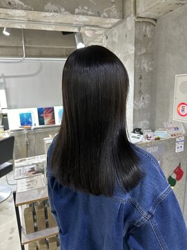 ラック(LUCK) レイヤーぱっつん前髪ステップボーンカットシルキー船橋/韓国