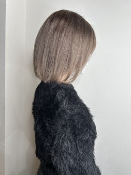ヘアーデザインルアナ(Hair design Luana.) グレージュカラー根元ブリ