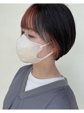 ココロヘアー ウィル 半田山店(Cocolo hair Will) オレンジインナーカラー × 黒髪ショート