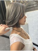 カーキグレージュ