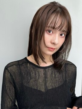 トリッカ 銀座(tricca) ミディアムレイヤー/顔まわりレイヤー/レイヤーカット/ブラウン