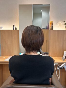 ウイバイファースト(u'i by first) シンプルなショートボブスタイル