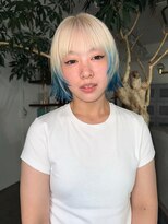 メルシー merci&nbsp;ブロンド×ブルーのデザインカラーボブ