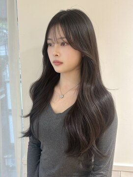 ネオリーブ チロル 横浜西口店(Neolive CiroL.) 似合わせレイヤーカット顔周りカットグレージュ【横浜】