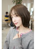 顔周りレイヤーカットくびれヘアミルクティーベージュカラー韓国