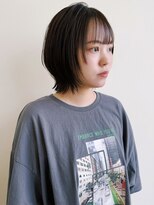 アヴァンセ サニー美容室&nbsp;外ハネショートボブ ウルフ レイヤーカット 顔周りレイヤー 艶髪