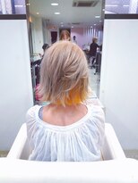 メルマードバーベル(Mermard Bavel)&nbsp;ハイトーンカラー×原色カラー（イエロー）