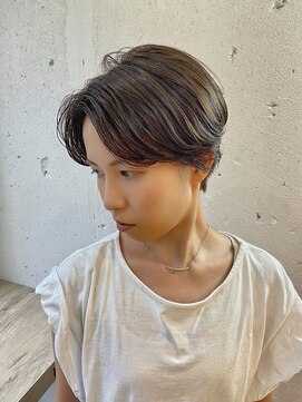 ヘアーワークス ヘルム 渋谷店(HAIR WORKS HELM) [HELM渋谷]男女ともに人気のショートヘア☆