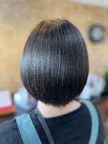 アークスヘアー&nbsp;ミニボブブリーチなしラーアッシュグリーン透明感小顔