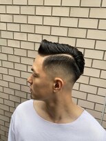 ドルクス 日本橋(Dorcus)&nbsp;外国人風　綺麗なフェード　海外バーバー　ハードパート