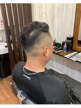 ライズヘアー(RISE HAIR) フェードカットフェードパーマ