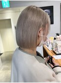 ホワイトベージュ
