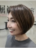 ショートボブ