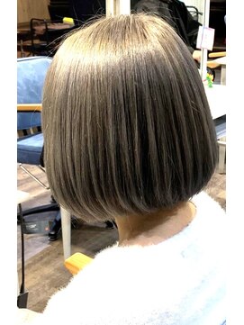 ココバイファニック(Coc. by funic) イルミナカラー×アッシュ  【関内】