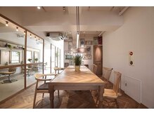 スタジオ エット(studio ett)の雰囲気（こだわりの店内でアナタの為だけのStyleを提案します。）