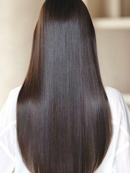 ジュエルボックス 西梅田店(jewelbox)の写真/【西梅田/徒歩1分】SNSでよく見るウル艶美髪になれる♪《酸熱トリートメント》髪が広がるお悩みにも◎