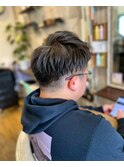 短め刈り上げツーブロック