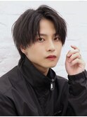 黒髪アップバングウルフ束感ショートコンマバングツーブロック